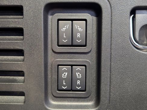 New 2025 GMC Acadia Denali w/ Super Cruise Package image 6