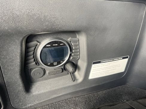 Used 2025 Lexus GX 550 image 40