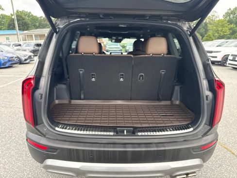 Used 2022 Kia Telluride SX w/ SX Prestige Package AWD/4WD image 20