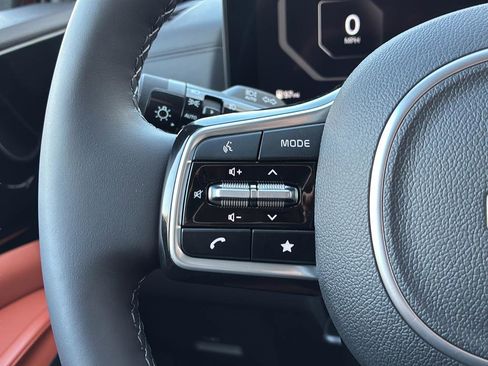 New 2026 Kia Carnival SX Prestige image 24