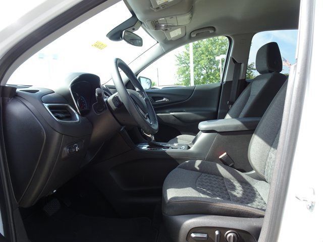 Used 2024 Chevrolet Equinox LT FWD image 11