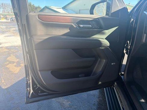 New 2026 GMC Yukon XL Denali w/ Sun & Power Step Package AWD/4WD image 15