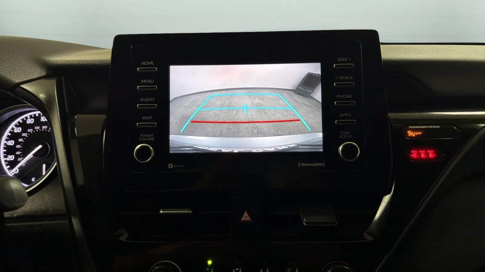 Used 2021 Toyota Camry LE w/ Carpet Mat Package (TMS) FWD image 14