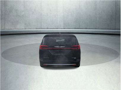 New 2026 Chrysler Pacifica Limited