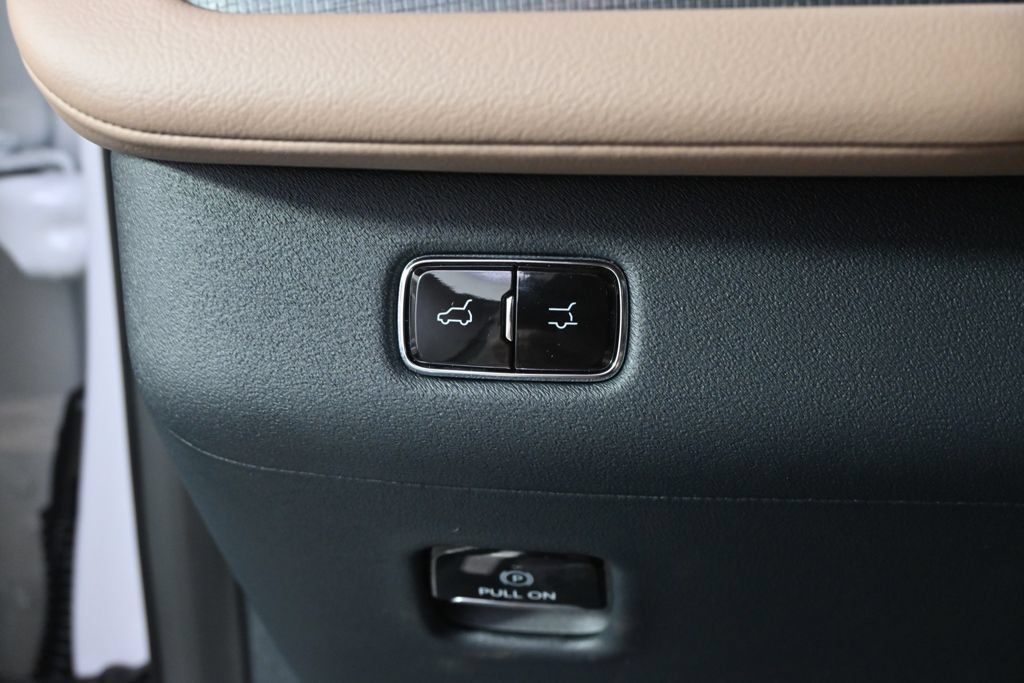 New 2027 Lincoln Navigator Black Label AWD/4WD image 25