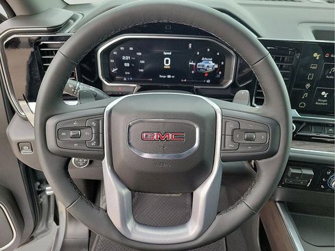 New 2026 GMC Sierra 1500 SLT image 16