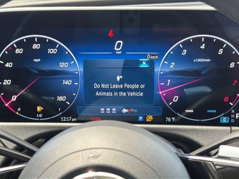 Used 2025 Mercedes-Benz E 350 Sedan image 19