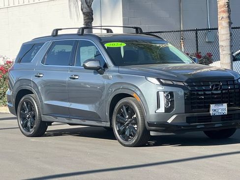 Used 2024 Hyundai Palisade XRT FWD image 2