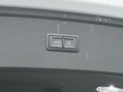 Used 2018 Audi Q5 Premium Plus w/ Premium Plus Package image 10