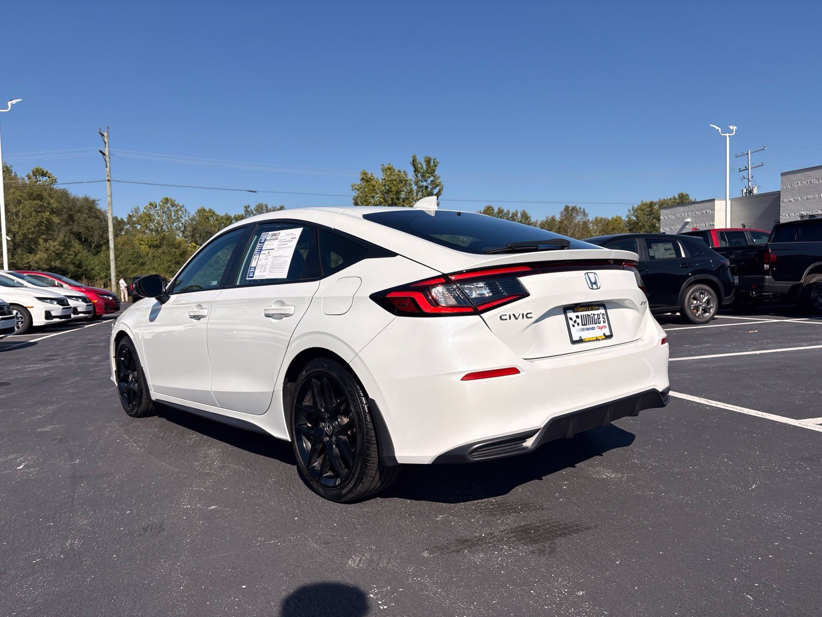Used 2024 Honda Civic Sport image 4