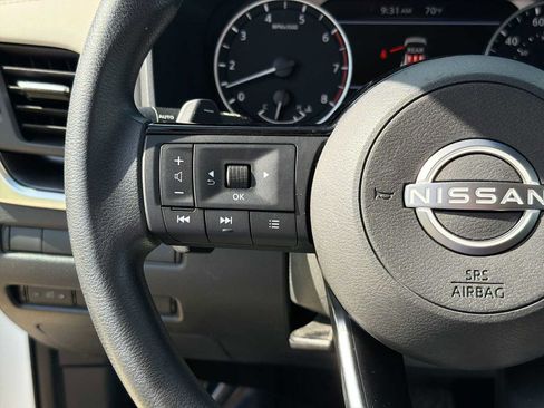 Used 2023 Nissan Rogue SV AWD/4WD image 20