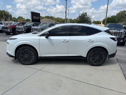 Used 2025 Nissan Murano Platinum w/ Cargo Package AWD/4WD image 1