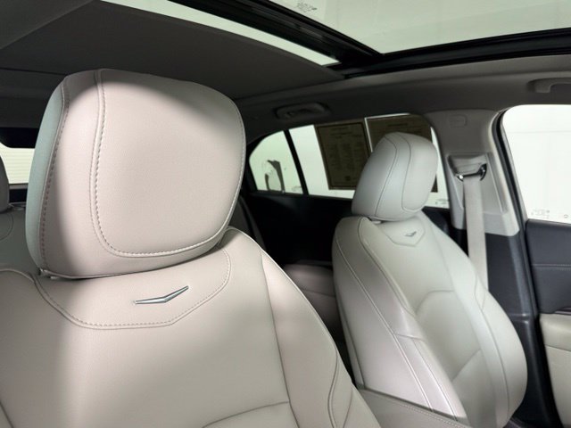 Used 2019 Cadillac XT4 Luxury FWD image 23