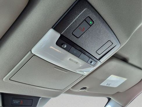 Certified 2023 Nissan Rogue SV FWD image 24