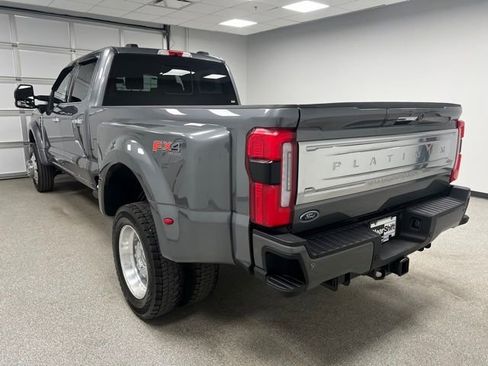 Used 2024 Ford F450 Platinum w/ FX4 Off-Road Package AWD/4WD image 8