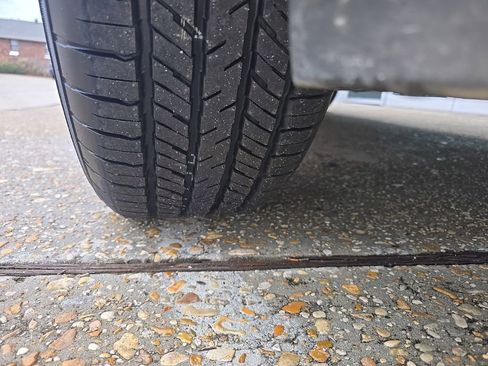 Used 2023 Chevrolet TrailBlazer LT image 36