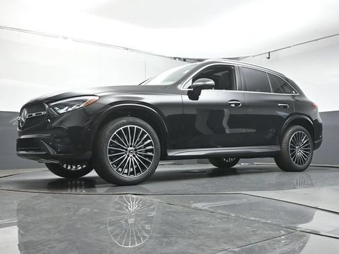 Used 2026 Mercedes-Benz GLC 300 image 35