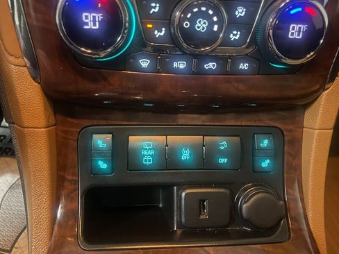 Used 2015 Buick Enclave Leather image 13