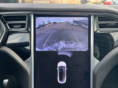 Used 2016 Tesla Model X 75D image 22