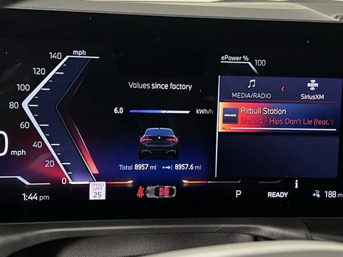 Used 2025 BMW i4 eDrive40 image 22