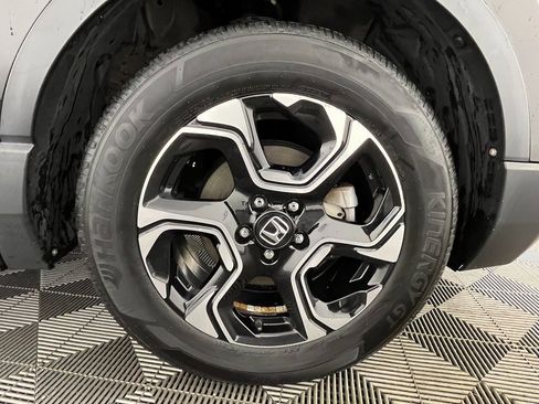 Used 2018 Honda CR-V Touring image 17