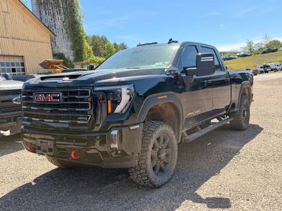 Used 2024 GMC Sierra 2500 AT4 w/ AT4 Preferred Package