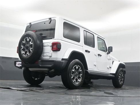 New 2026 Jeep Wrangler Sahara image 38