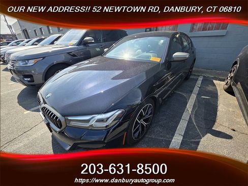 Used 2022 BMW M550i xDrive w/ Premium Package image 1