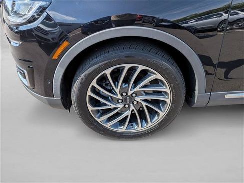 Used 2020 Lincoln Nautilus Reserve w/ Equipment Group 201A AWD/4WD image 25