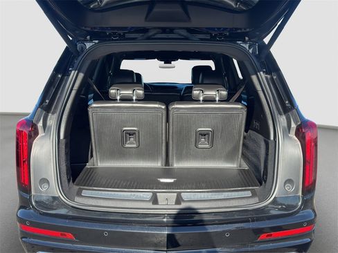 Used 2024 Cadillac XT6 Premium Luxury w/ LPO, Floor Liner Package image 20