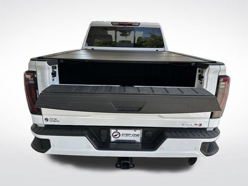 Used 2024 GMC Sierra 2500 AT4 w/ Max Trailering Package AWD/4WD image 32