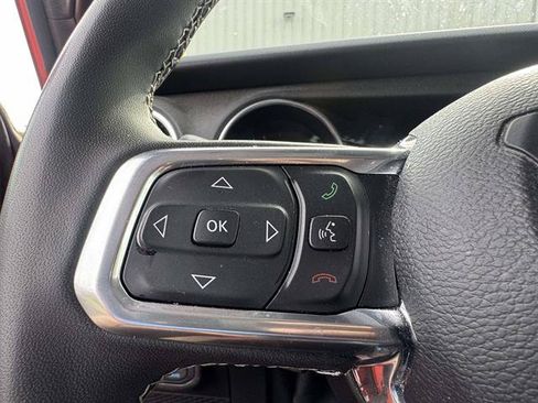 Used 2023 Jeep Wrangler Unlimited Sahara w/ Cold Weather Group AWD/4WD image 11
