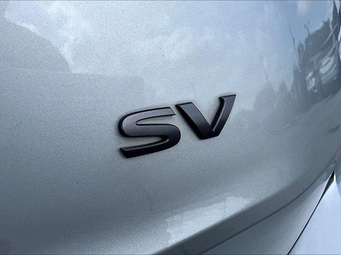 Used 2024 Nissan Rogue SV w/ SV Premium Package FWD image 25