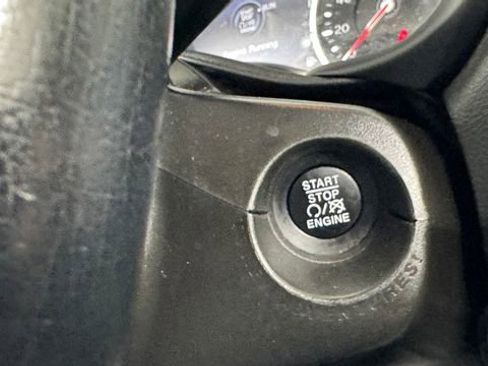 Used 2020 Jeep Renegade Limited AWD/4WD image 23