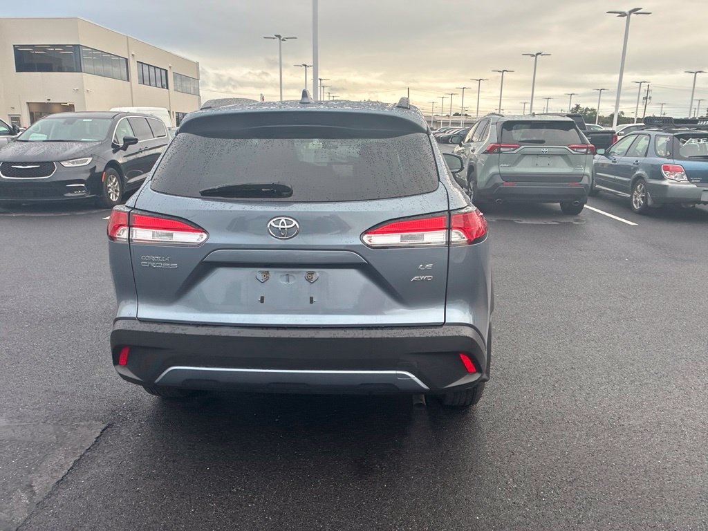Certified 2024 Toyota Corolla Cross LE w/ Moonroof Package AWD/4WD image 11