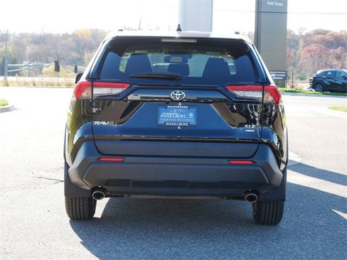 Used 2020 Toyota RAV4 XLE image 6