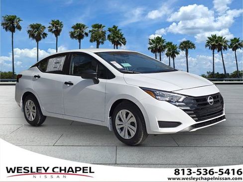 New 2025 Nissan Versa S w/ Trunk Package FWD image 1