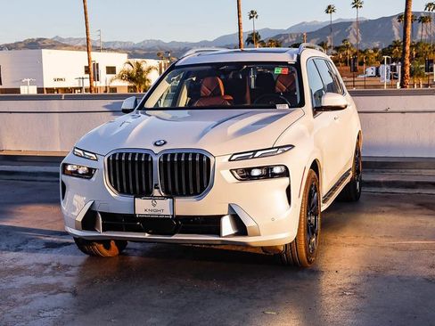 Used 2026 BMW X7 xDrive40i image 3