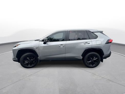 Certified 2025 Toyota RAV4 LE FWD image 9
