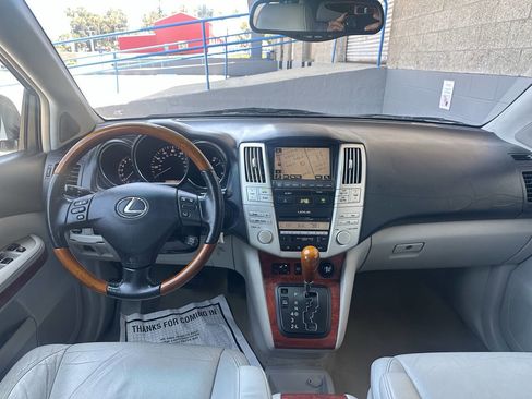 Used 2005 Lexus RX 330 AWD image 9