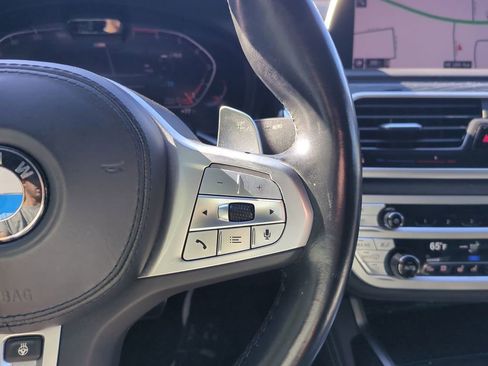Used 2022 BMW 750i xDrive w/ Executive Package image 28