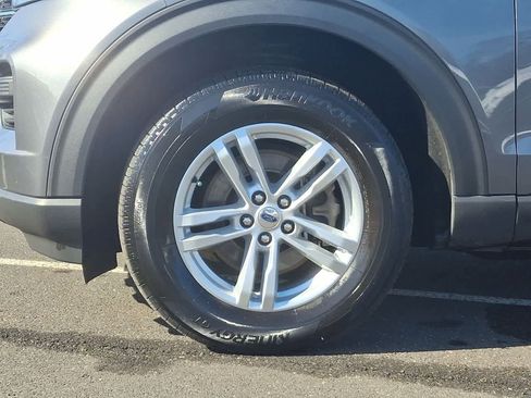 Certified 2023 Ford Explorer XLT image 29