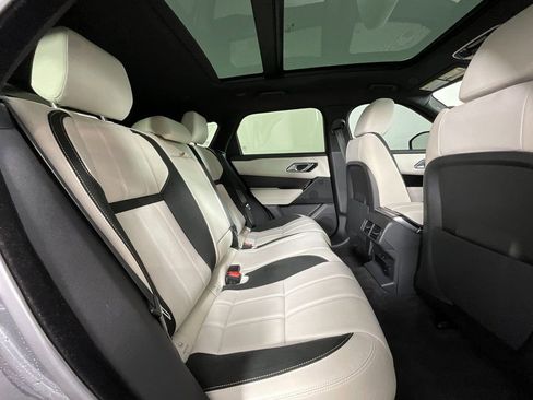 Certified 2023 Land Rover Range Rover Velar R-Dynamic S image 23