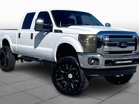 Used 2013 Ford F250 XLT image 3