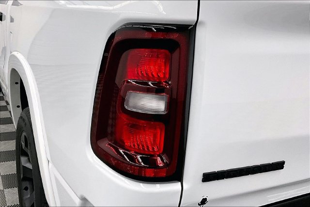 Used 2025 RAM 1500 Big Horn AWD/4WD image 36