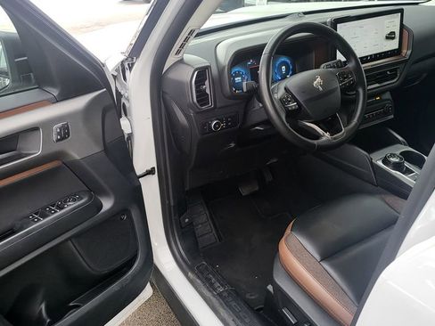 Used 2025 Ford Bronco Sport Outer Banks w/ Outer Banks Tech Package+ image 3