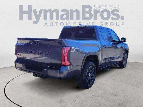 Used 2023 Toyota Tundra Platinum image 3