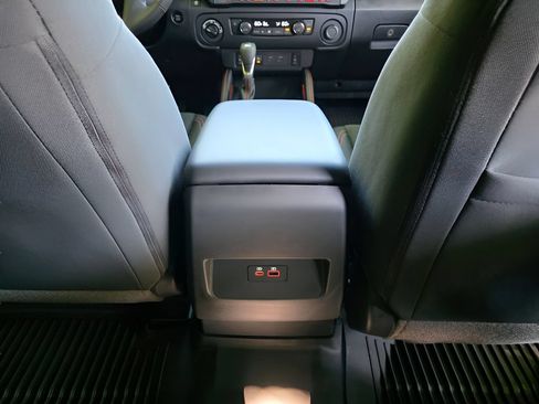 New 2026 Nissan Frontier PRO-4X w/ Tow Package AWD/4WD image 7