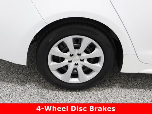 Certified 2025 Toyota Corolla LE image 6