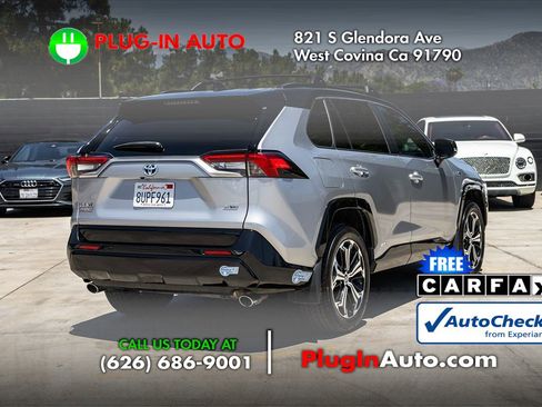 Used 2021 Toyota RAV4 XSE w/ Premium Package AWD/4WD image 5